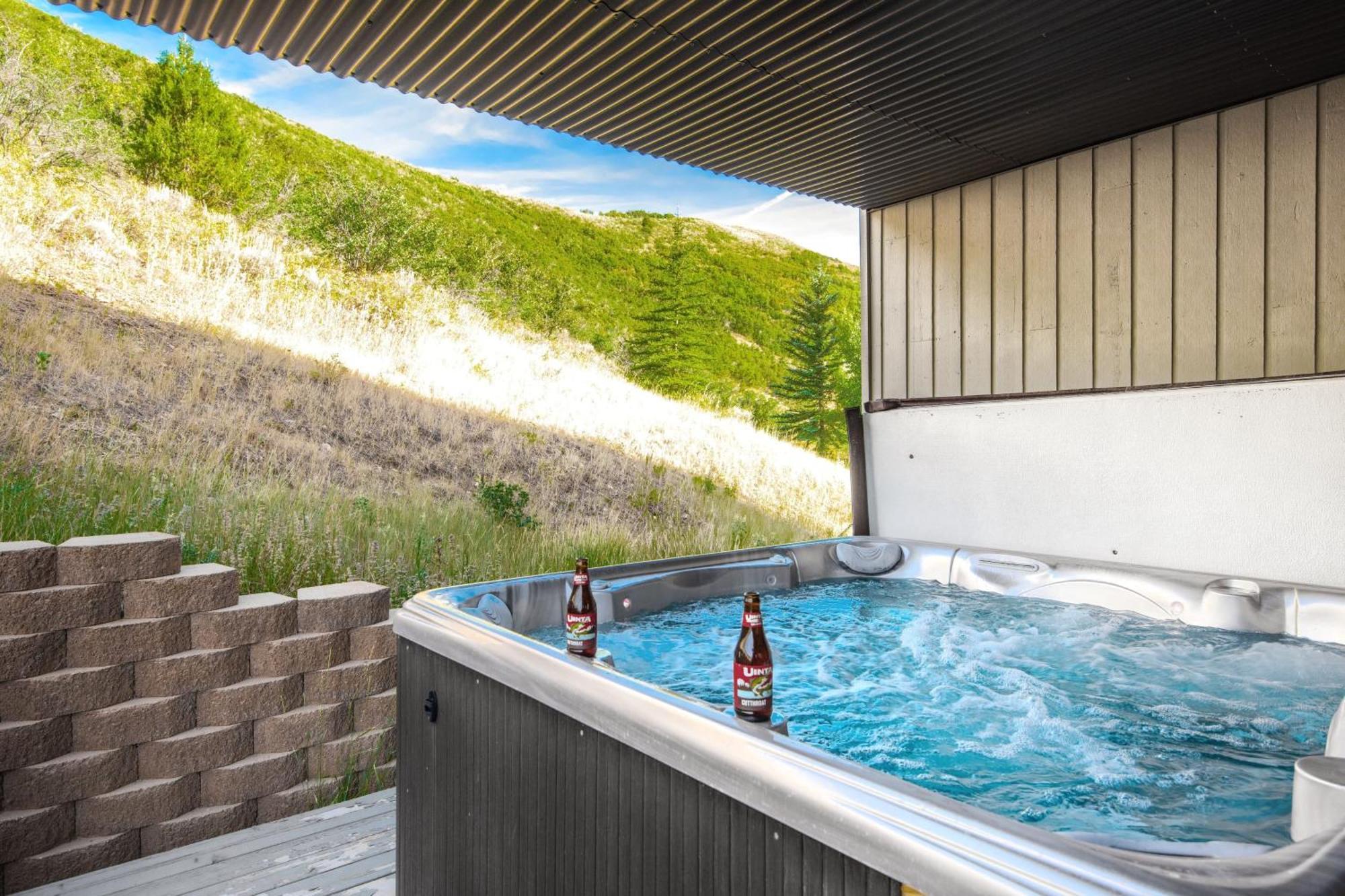 Mason By Avantstay Sleeps 16 Modern Mountain Escape W Hot Tub Park Stadt Exterior foto